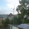 מערכת אנרגיה פועלת רוח. טורבינה להפקת חשמל באמצעות רוח בהספק של 24V 500W אנרגיה מתחדשת