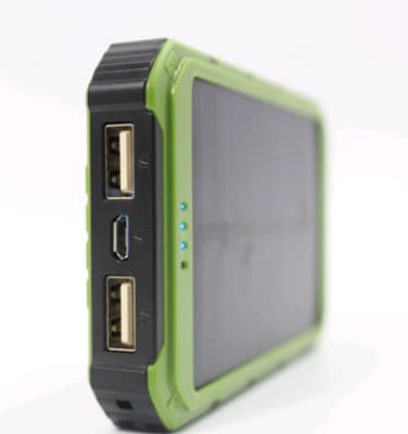 סוללה ניידת סולארית בהספק של 12000mAH למחשב טאבלט וסלולריים סמסונג, LG, אייפון ולכל מטרה