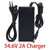 מטען לסוללה 48V לקורקינט ואופניים חשמליות מתח 54.6V פיה עגולה 5.5ממ לחיבור ישיר לסוללה