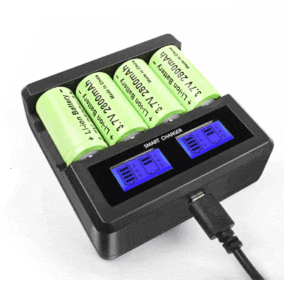 זוג סוללות ליתיום נטענות 16340 GTF 2500mAh 3.7V כולל מטען סוללות